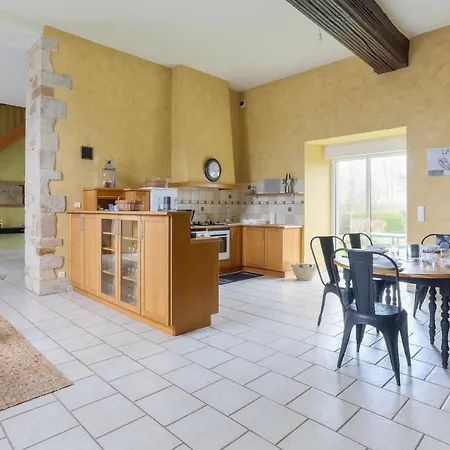 Tour Des Alleux - Maison De Maitre Pour 6 Semesterbostad