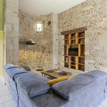 Tour Des Alleux - Maison De Maitre Pour 6 *